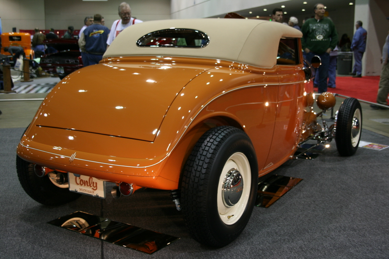 Illustration for article titled 1933 Ford Cabriolet, A Noble Great Eight Contender